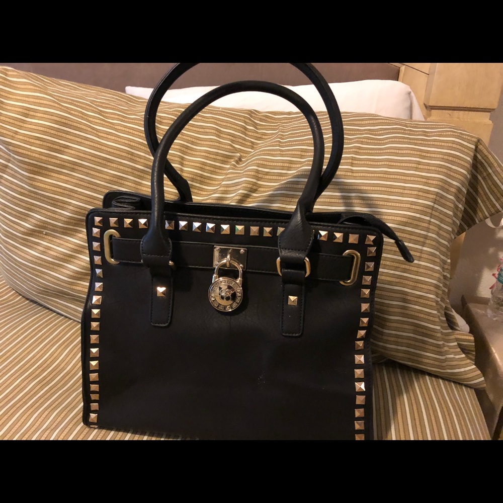 Purse - Picture 2 of 2